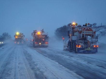 Winterdienst im Einsatz © EM